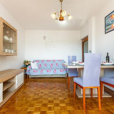 Apartment Dragica Krk Town Exterior photo